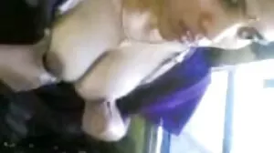 خوبصورت روسی نوجوان جینا Gerson بڑا ڈک سے محبت کرتا ہے