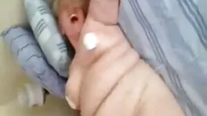جنگلی ، ہم جنس پرست دوستوں میں مشغول شدید چاٹ اور fingering