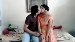 Busty سنہرے بالوں والی Angie اس Ly